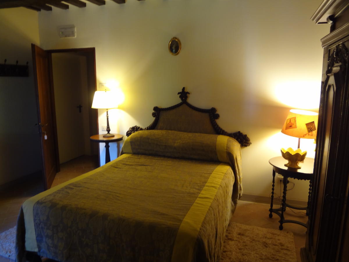 Castello Di Magrano Guest House Carbonesca Bilik gambar