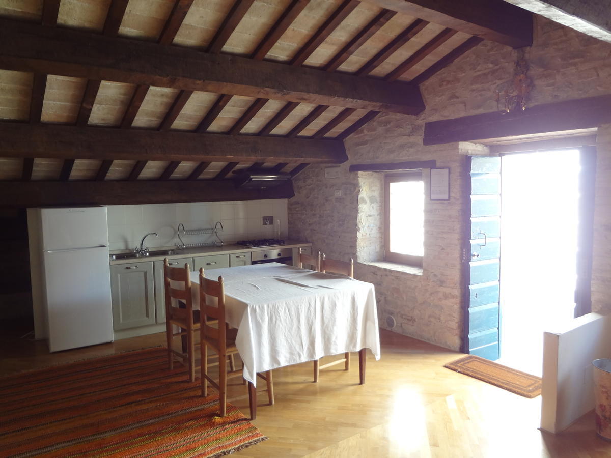 Castello Di Magrano Guest House Carbonesca Luaran gambar
