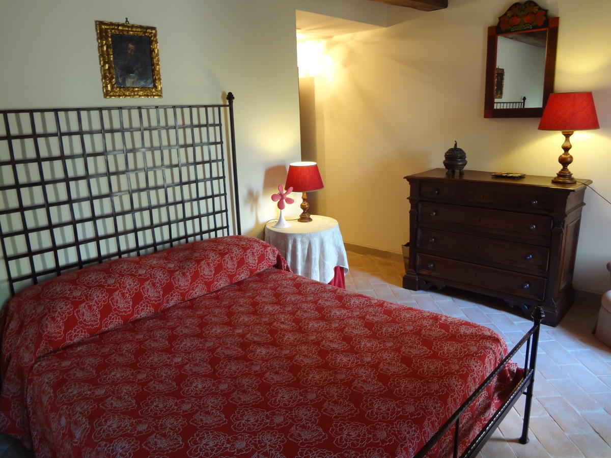 Castello Di Magrano Guest House Carbonesca Luaran gambar